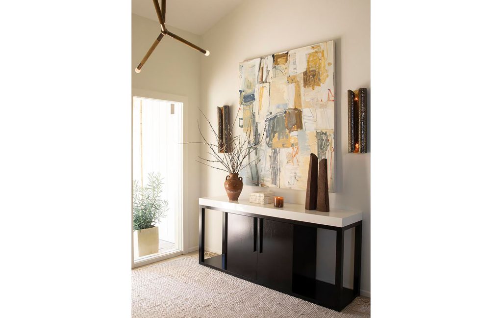 Onyx Walnut, Fleet Lacquer Top